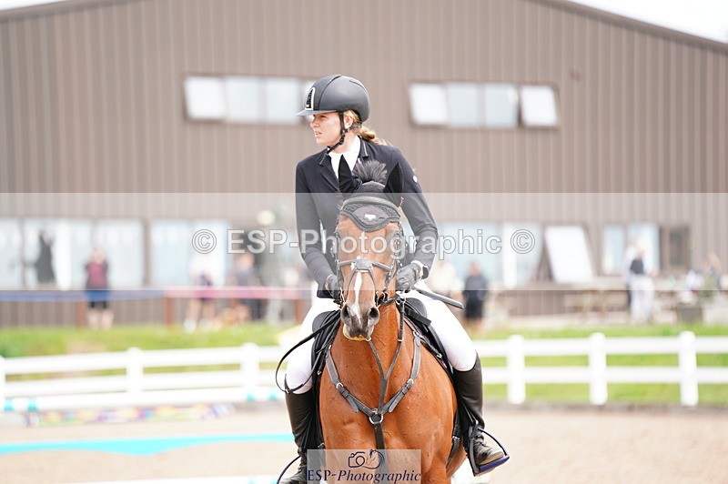 240804A-121526-10770 - Cls 51 1.05m Amateur Qualifier