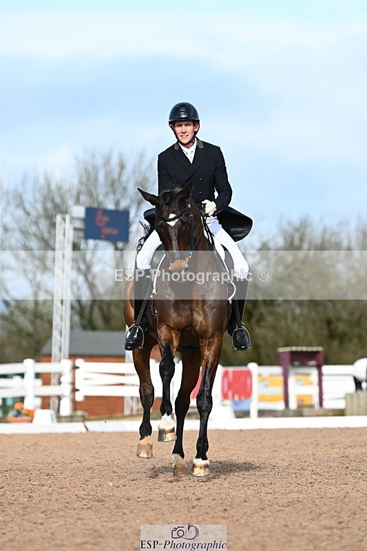 240218A-114558-06456 - 167-Mark.Forrest-Fidel.Von.Singng