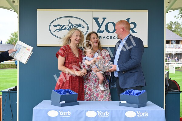 yr04092022r2-60 - Race 2 2.20pm John and Judith Marshall Memorial Stakes