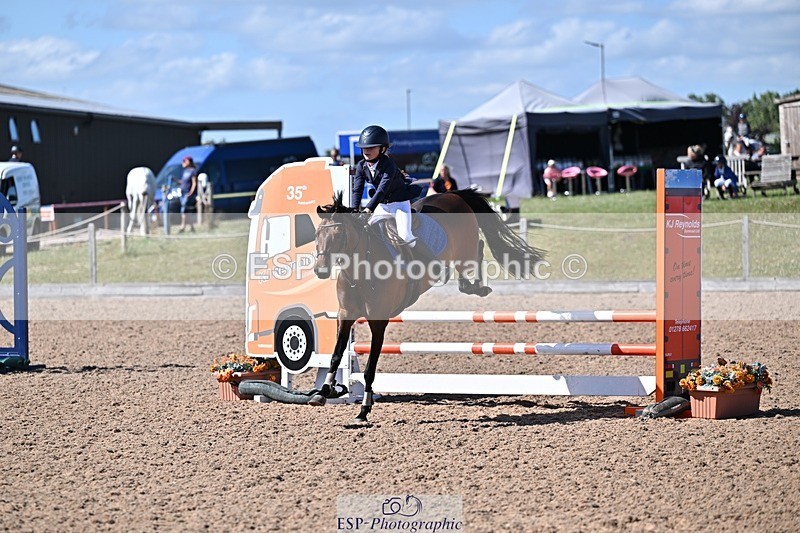 250627-163256-00739 - Cls 6 Stepping Stones 128cm and 138cm