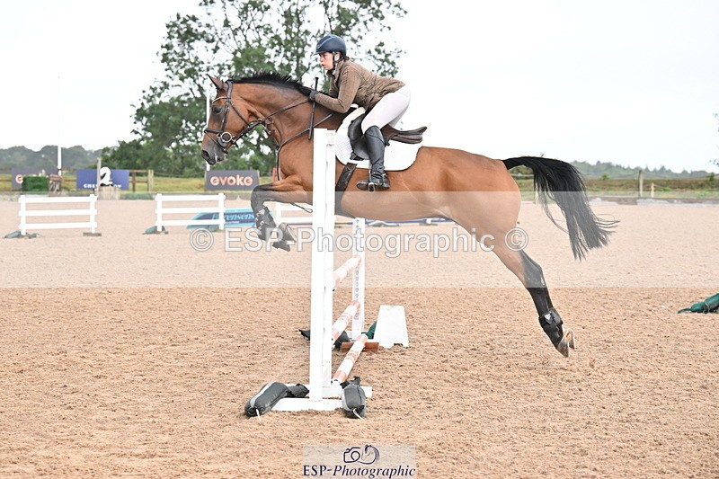 250827B-105822-00212 - Clear Round & Cls 1 Brit Nov 90cm