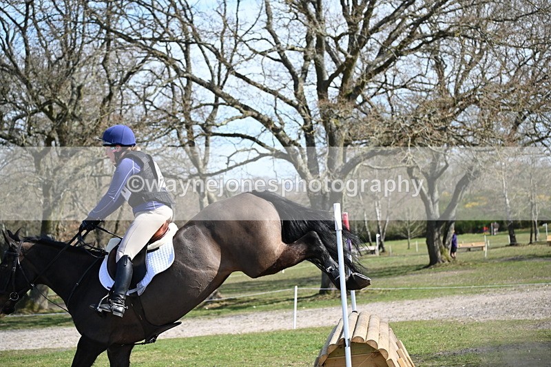 WJ6_2555 - Time 11:00 to 11:24