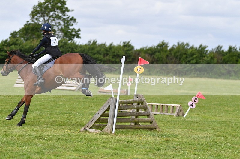 WJ5_3402 - Class 5 80cm Pairs