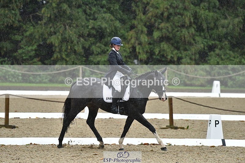 231018-145114-00649 - 004-CARTOON.HERO-Sophie.Wildern-DR