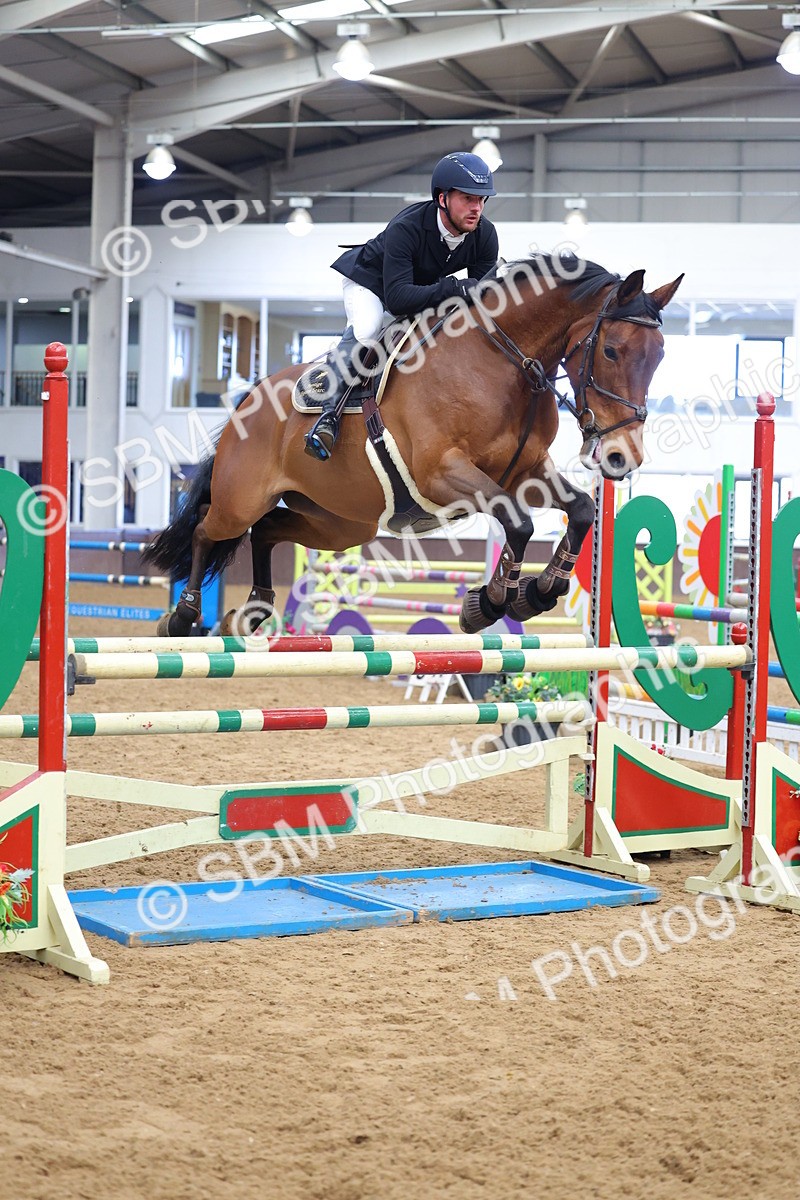 SBM_002950 - Class 8 - Senior Newcomers - 1.10m