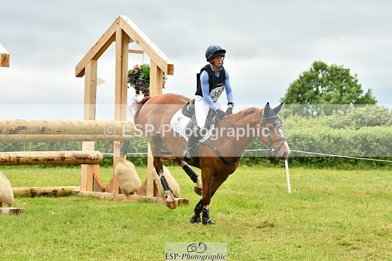250524A-114334-09758 - B-307-Rosalind.Canter-SILVESTERS.FINESSE