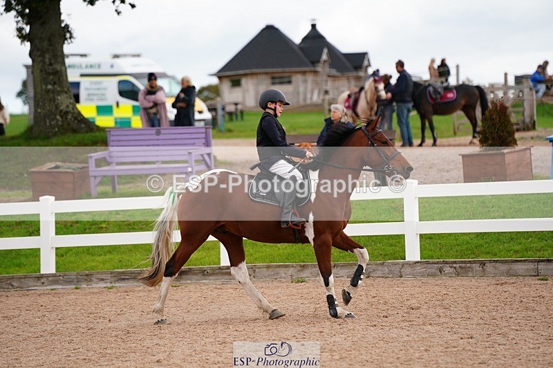 250921-143938-04102 - Cls 27+28 Club and Schools 1m