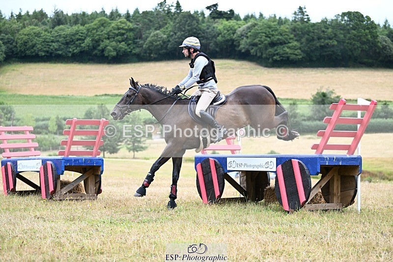 250803A-124630-13312 - M-556-Alex.Jupp-CARRY.ON.REGARDLESS