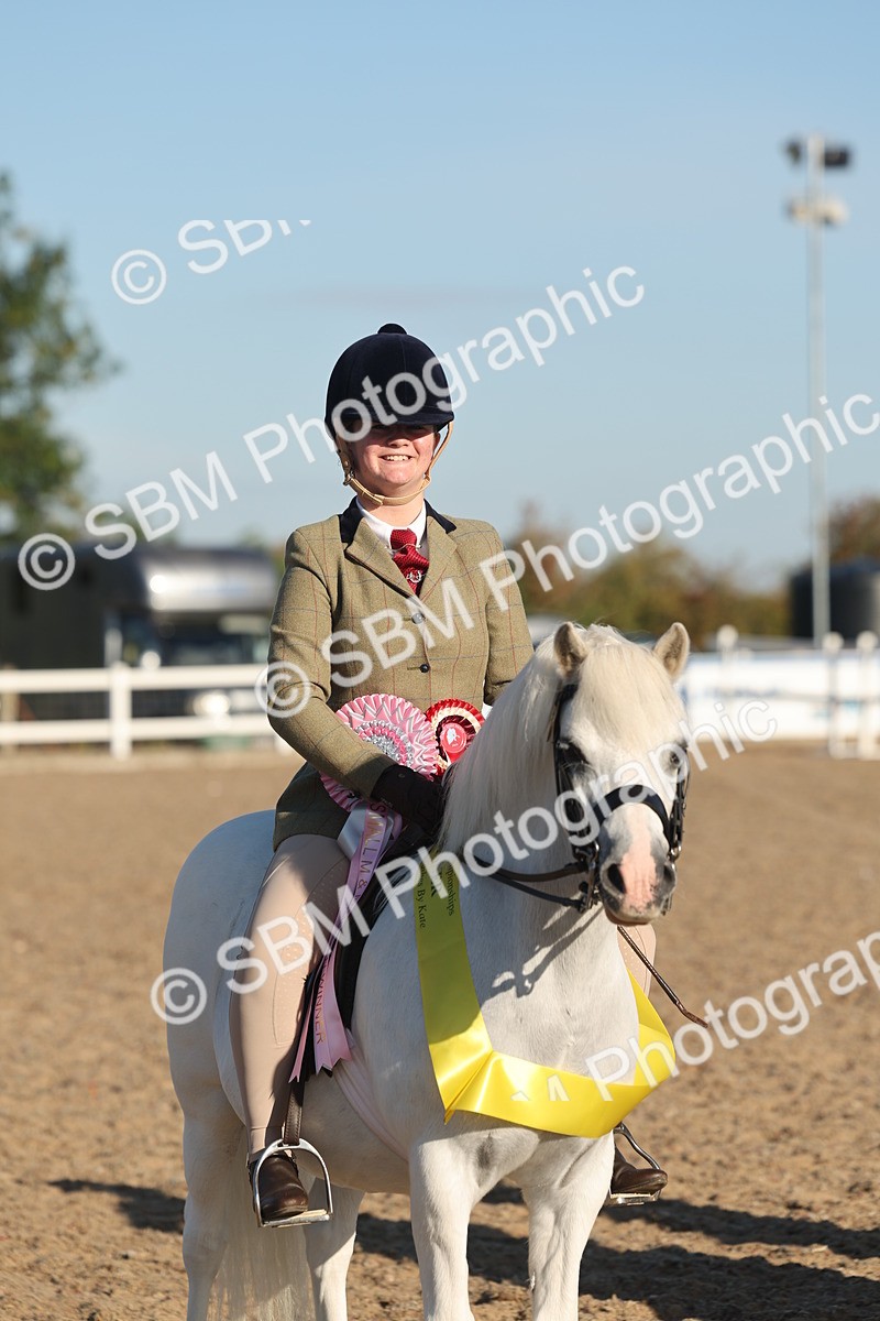 SBM_10932 - Class 301 - Ridden M&M Small Breeds