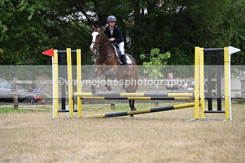 WJ6_0591 - Class 14 Intermediate Jumping 75cm