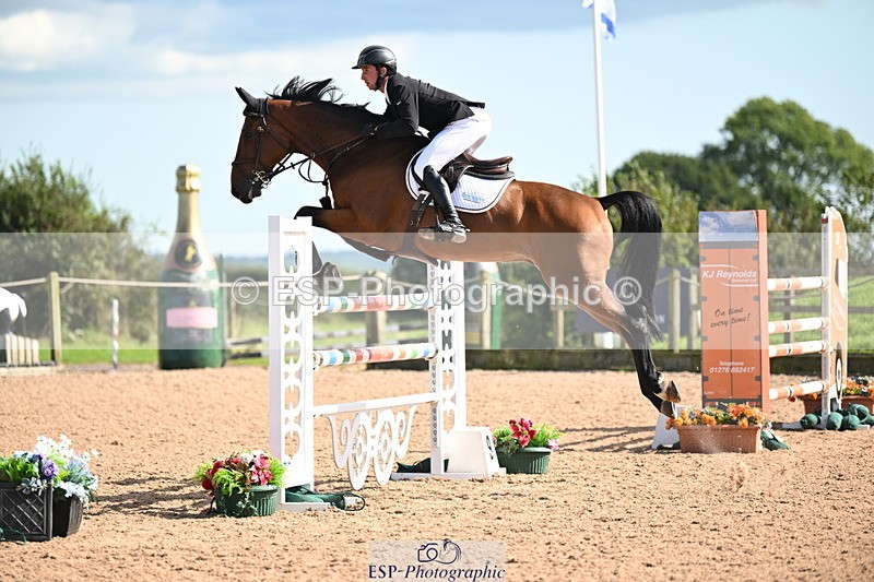 240913A-145319-04941 - Cls 17 National 1.30m Open