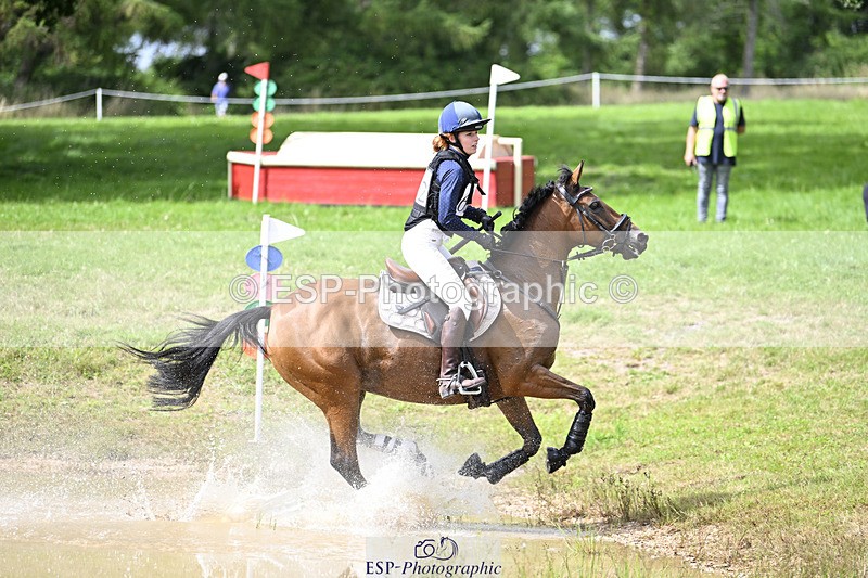 240804-153544-18319 - 652-Tessa_Arthur-FIDGET