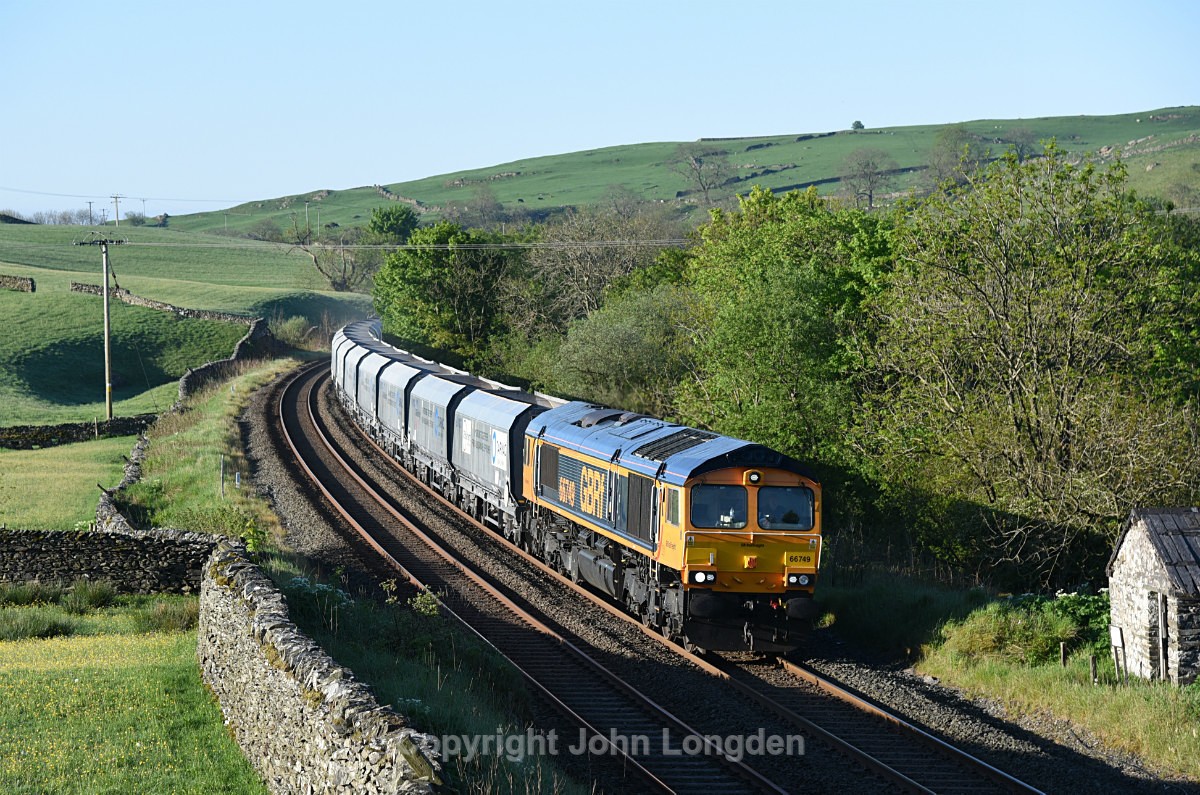 JL - 25.5.17 66749 6M25 Doncaster - Arcow Helwith Bridge - Helwith Bridge