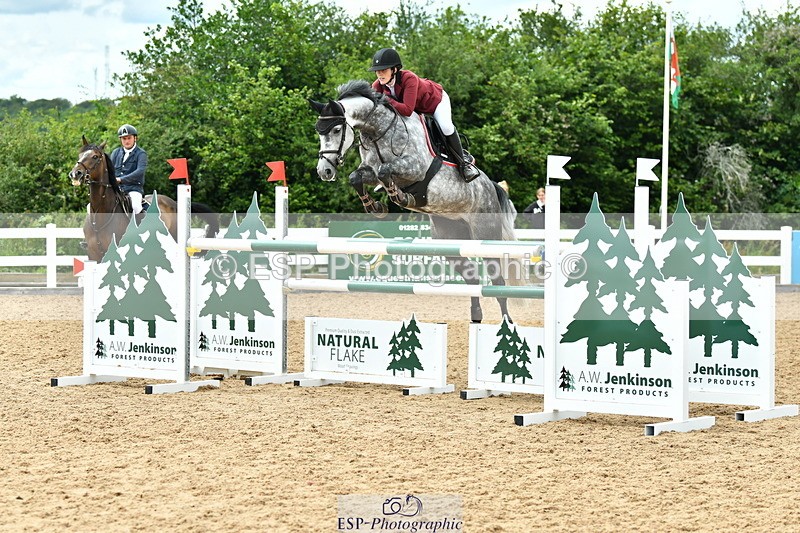 230721A-144637-07086 - Cls 22, 1 Star Gold 1.30m