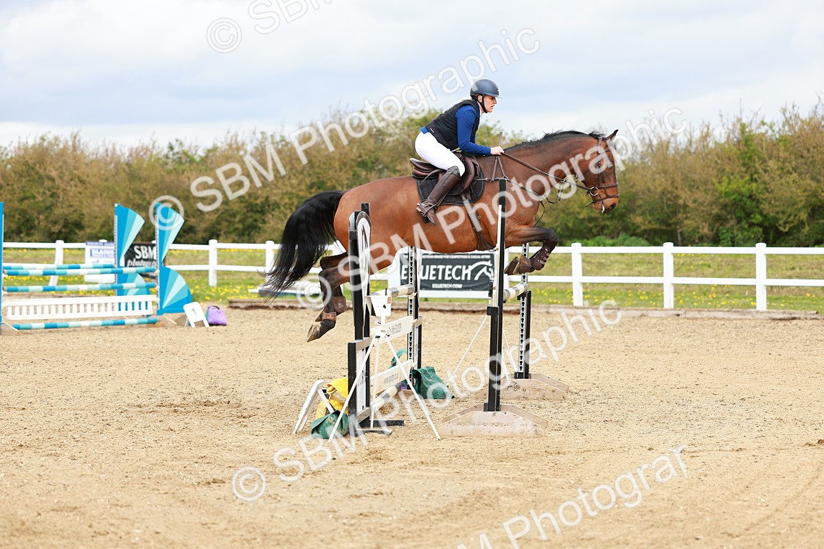 SBM_002263 - Class 10 - Senior Newcomers - 1.10m
