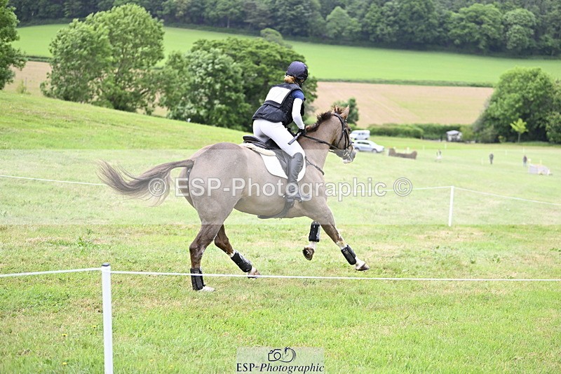 250524A-102500-08523 - A-057-Tabitha.Moore-BILLY.HOODOOS