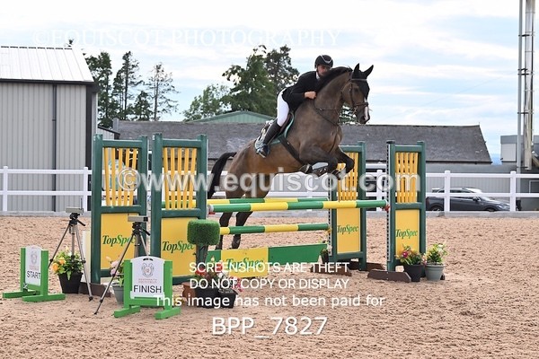 BPP_7827 - CLASS 16 FRI GFS Saddles Senior Newcomers/1.10m Open