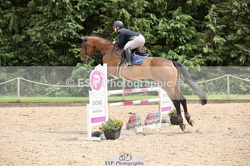 240711-130140-27453 - Cls 122 1.10m Amateur Quali