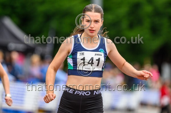 Sen25SAT-923918 - Track Female Set Two