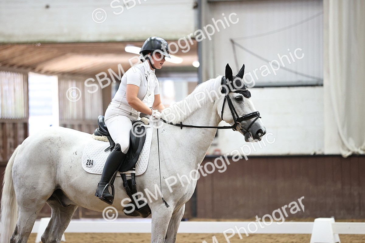 SBM_000925 - Novice 4 Warm Up
