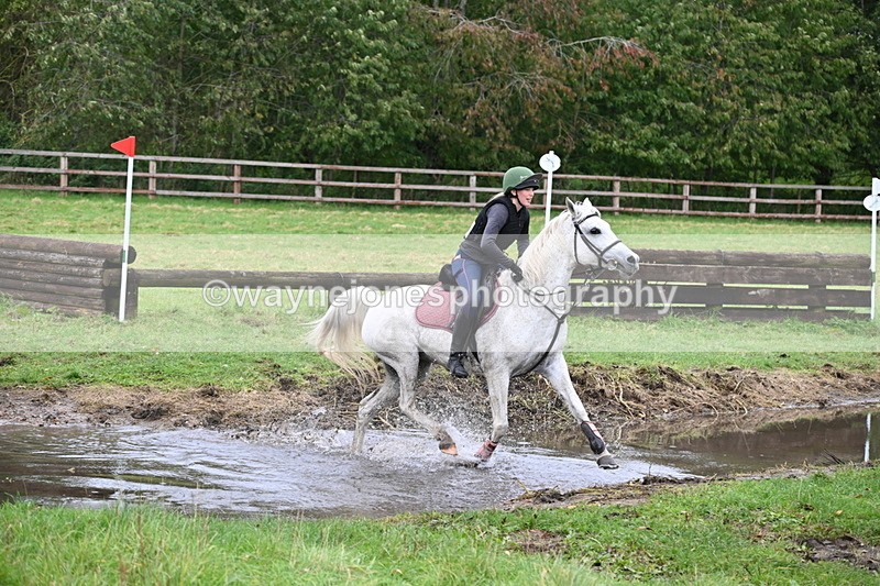 WJ6_4590 - Time at Photographer 11:57 to 12:14