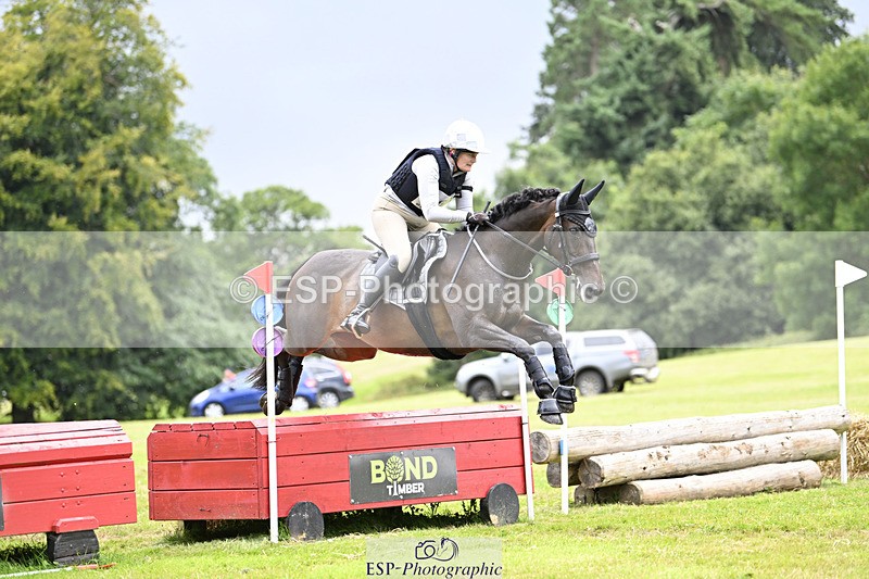 240825X-172305-37718 - 80cm XC 16.30 to 17.30