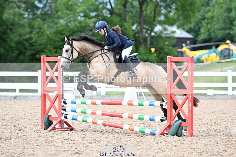 240611A-171759-00516 - 70cm