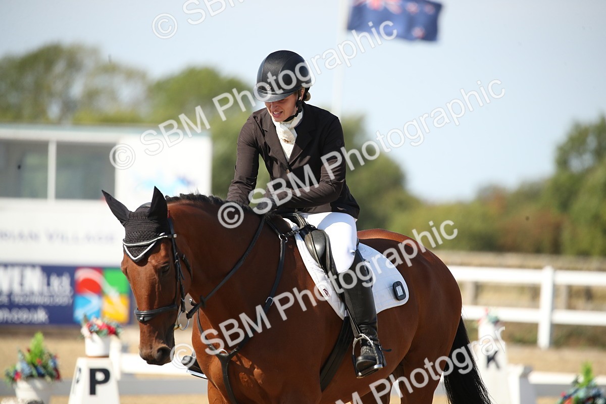 SBM_004140 - Class 11 - Novice 5 - 10.24-11.20