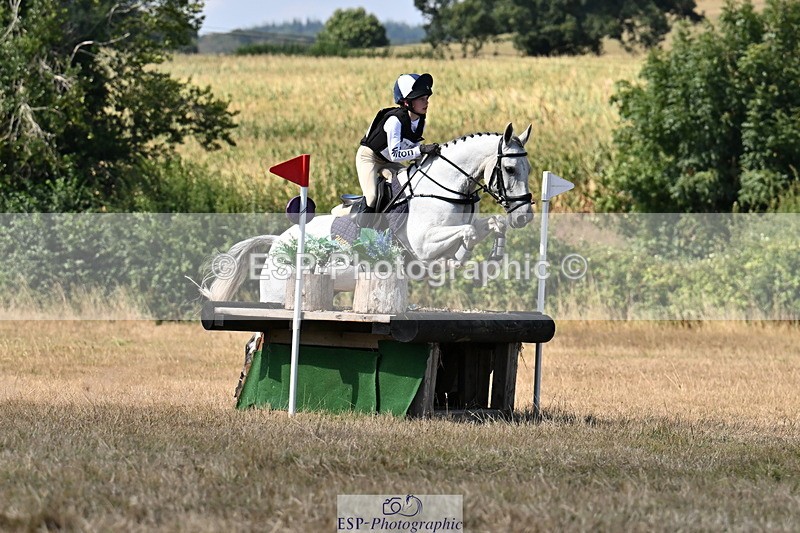 250824A-151734-38722 - 2130-Holly.Haworth-Twilight.Dancer