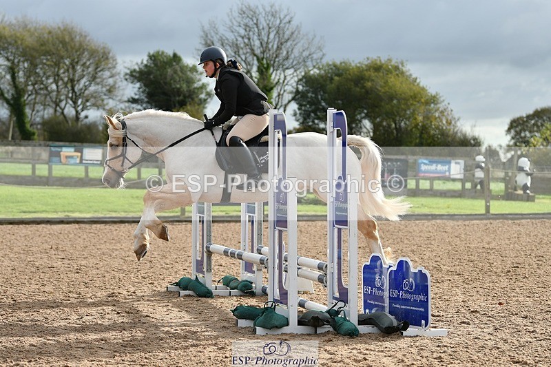 251026-100230-02022 - Cls 18+19+20 50cm Clear Round and 60cm Club and Schools