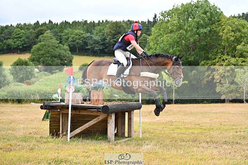 250803A-123507-13444 - M-554-Lucy.Henretty-Lee-AMANDI.VIVENDI