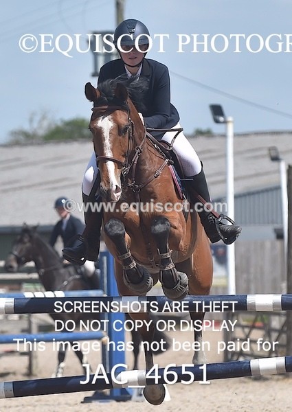 JAC_4651 - CLASS 7 Senior Foxhunter/ 1.20m Open