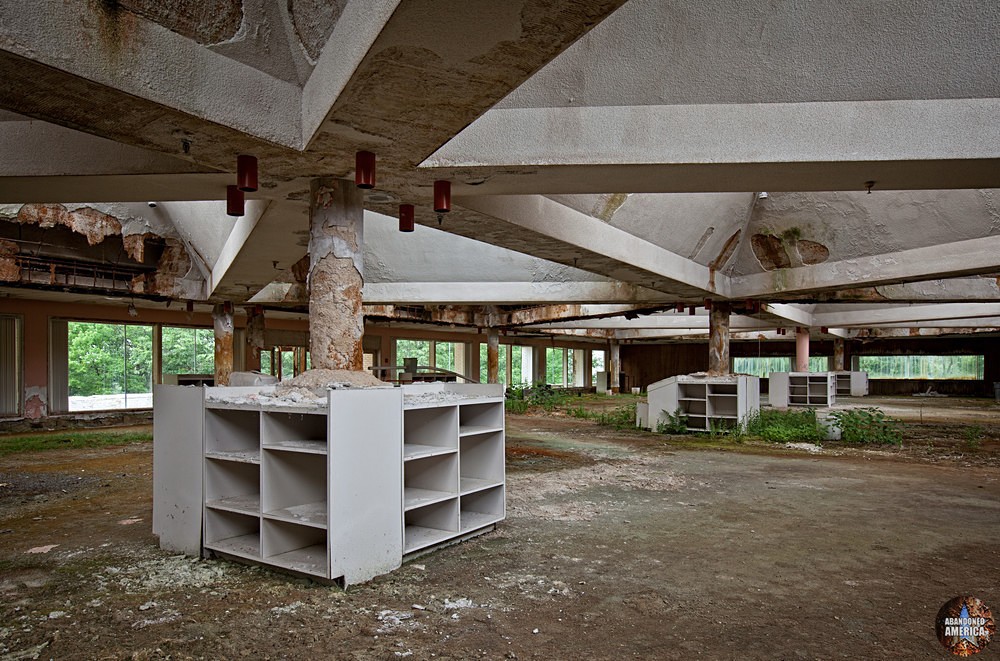 - Harmony House Resort*