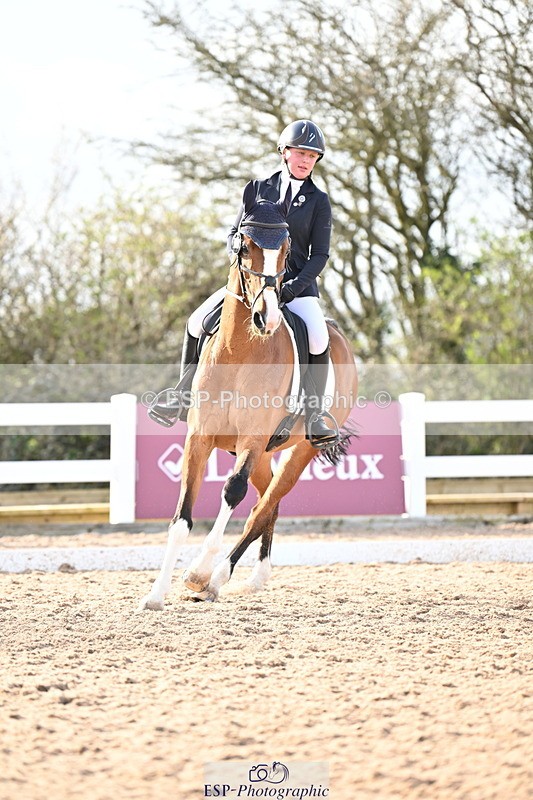 240324A-161003-04777 - Novice 28, 15.33 to 16.15