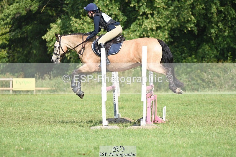 230625-092050-00223 - SJ 90cm 9.00 to 10.00