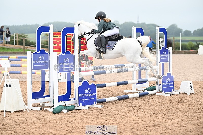 240907A-114102-01030 - Cls 2 Pony Small Team 70cm & 80cm