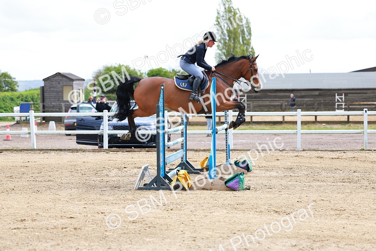 SBM_002333 - Class 10 - Senior Newcomers - 1.10m