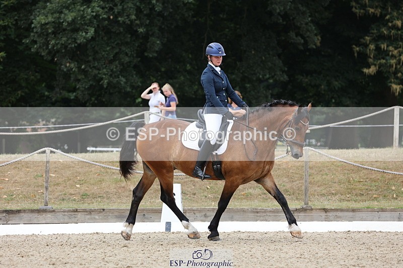 250718A-114349-00935 - 117-Alexandra.Northwood-Scurlagecastle.Gino