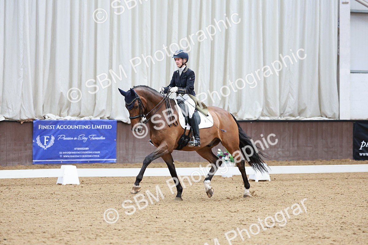 SBM_015854 - Class 5 - FEI INT II - 15.48-17.00