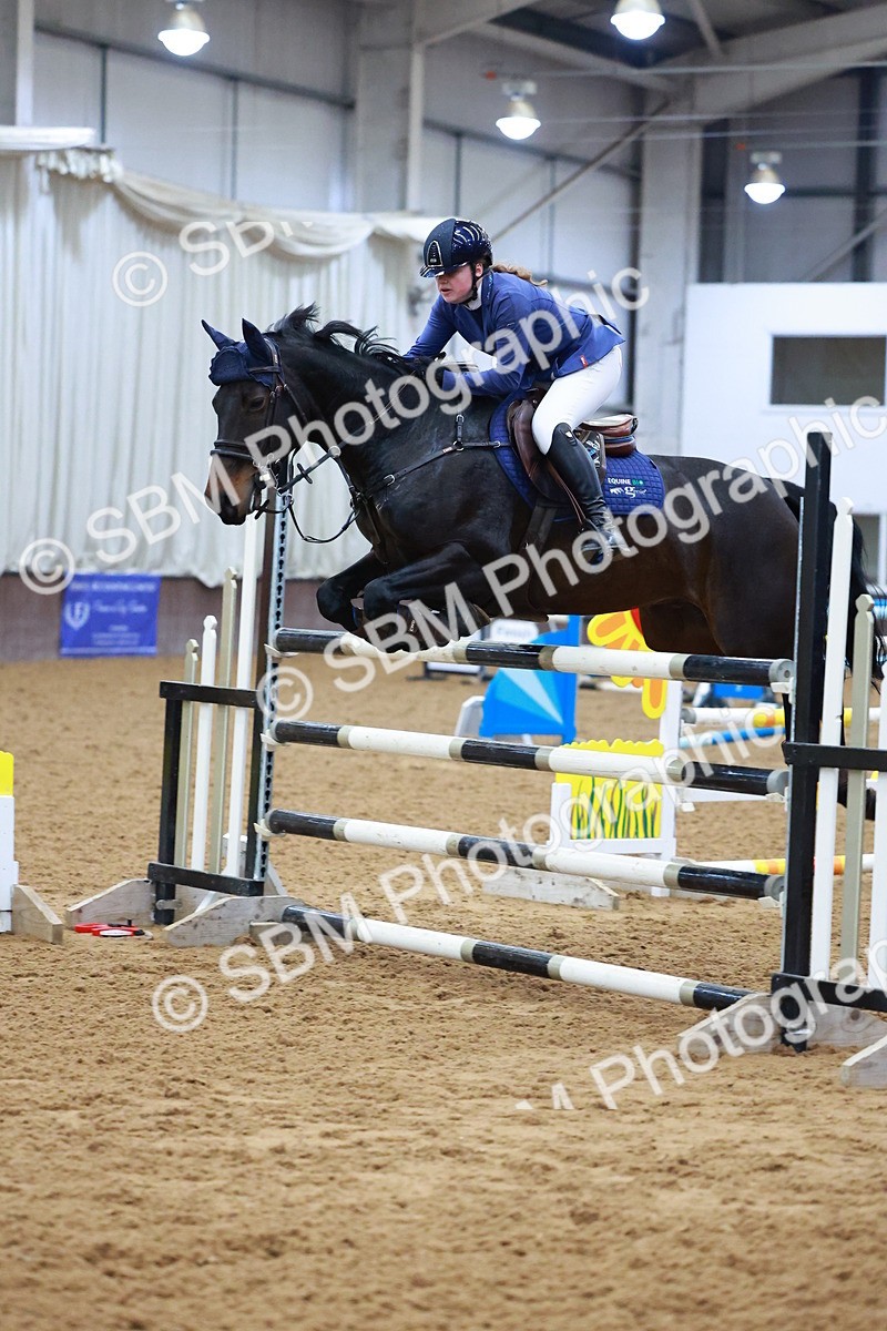 SBM_002000 - Class 5 - Senior Foxhunter 1.20m