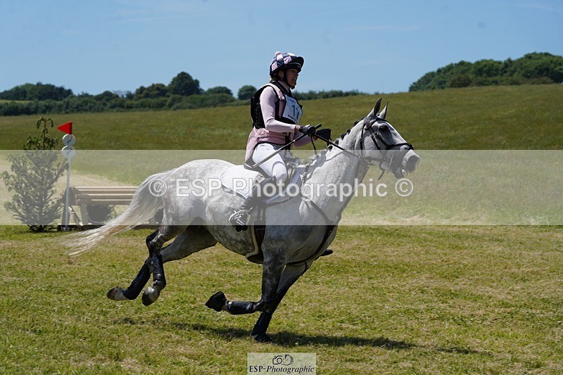 240629X-122920-1995 - 017-Jessica_Long-LADY_GREY