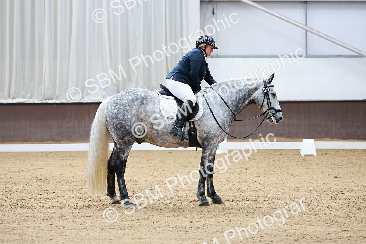 SBM_007125 - Class 6b - Novice 6 - 8.56-9.24