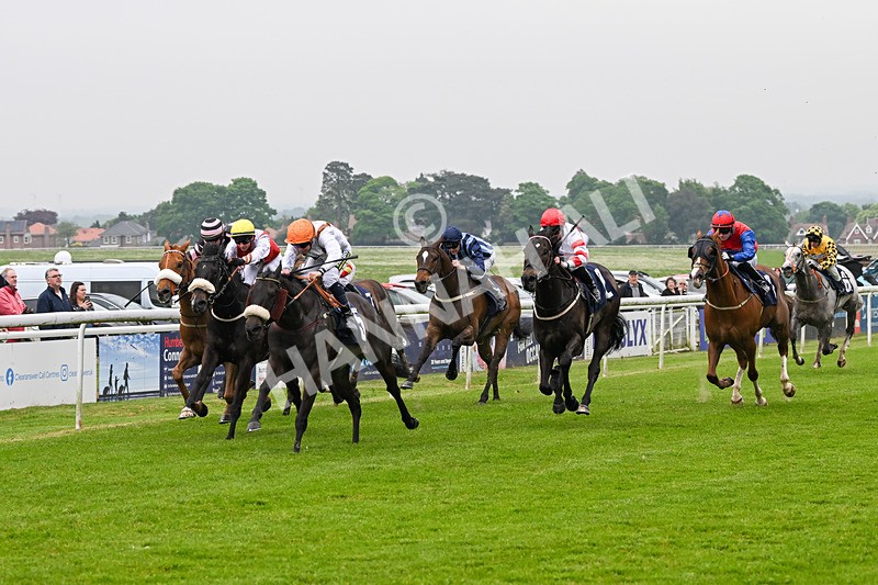 140524-Race 3-Emeralds Pride-1787 - Race 3