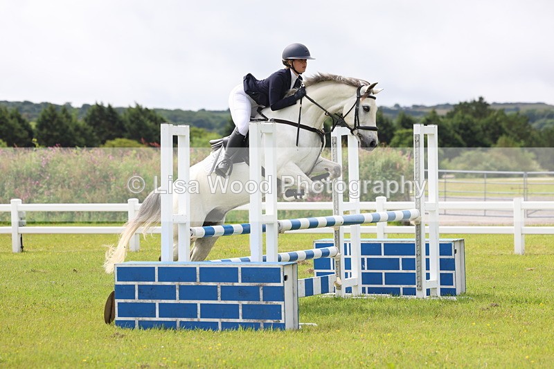 3E7A6515 - Class 8: Junior 90cm