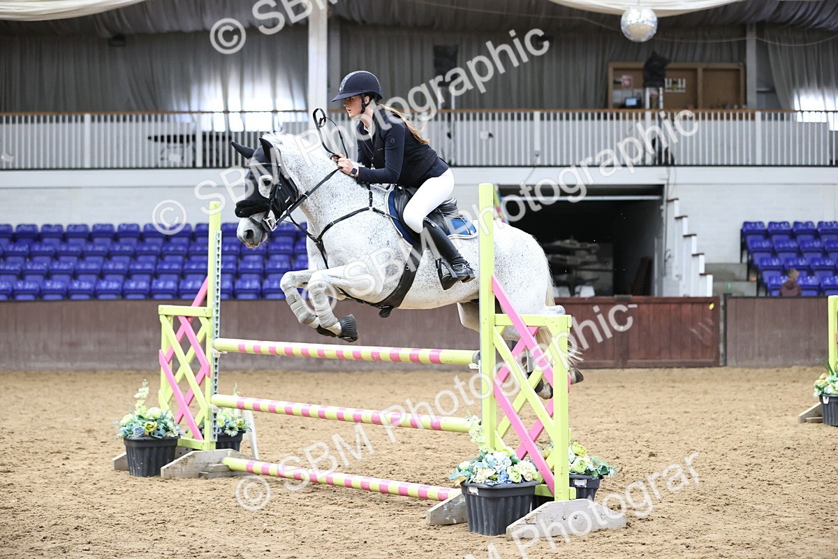 SBM_003005 - Class 13 - Blue Chip Pony Newcomers 1.00m Open