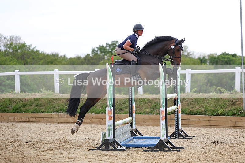 3E7A7922 - Class 8: Senior Foxhunter/1.20 open