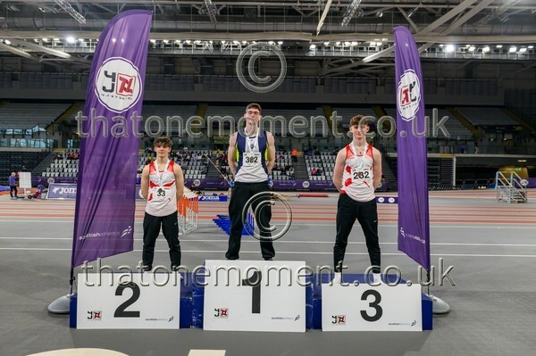 Age26SUN-810738 - Medals