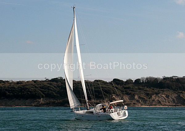 111022 CATCH 22 IMG_9874 - Sailboats - monohull