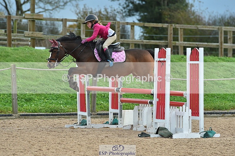 231119A-132554-05966 - Sun Cls 26 Springboard 128cm & 138cm