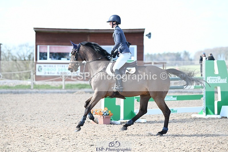 250328-122003-00934 - Cls 3 Snr Foxhunter